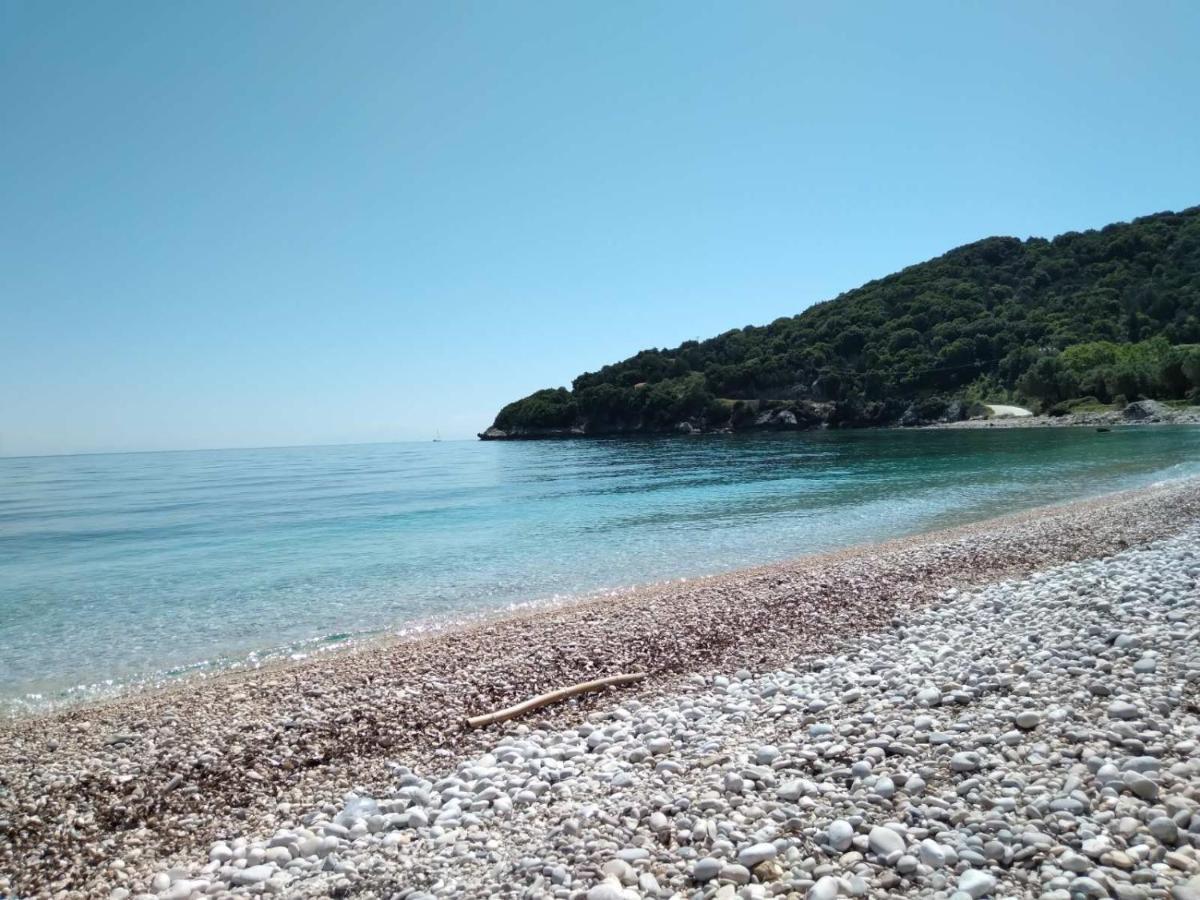 Makis Studios & Apartments Poros  Dış mekan fotoğraf