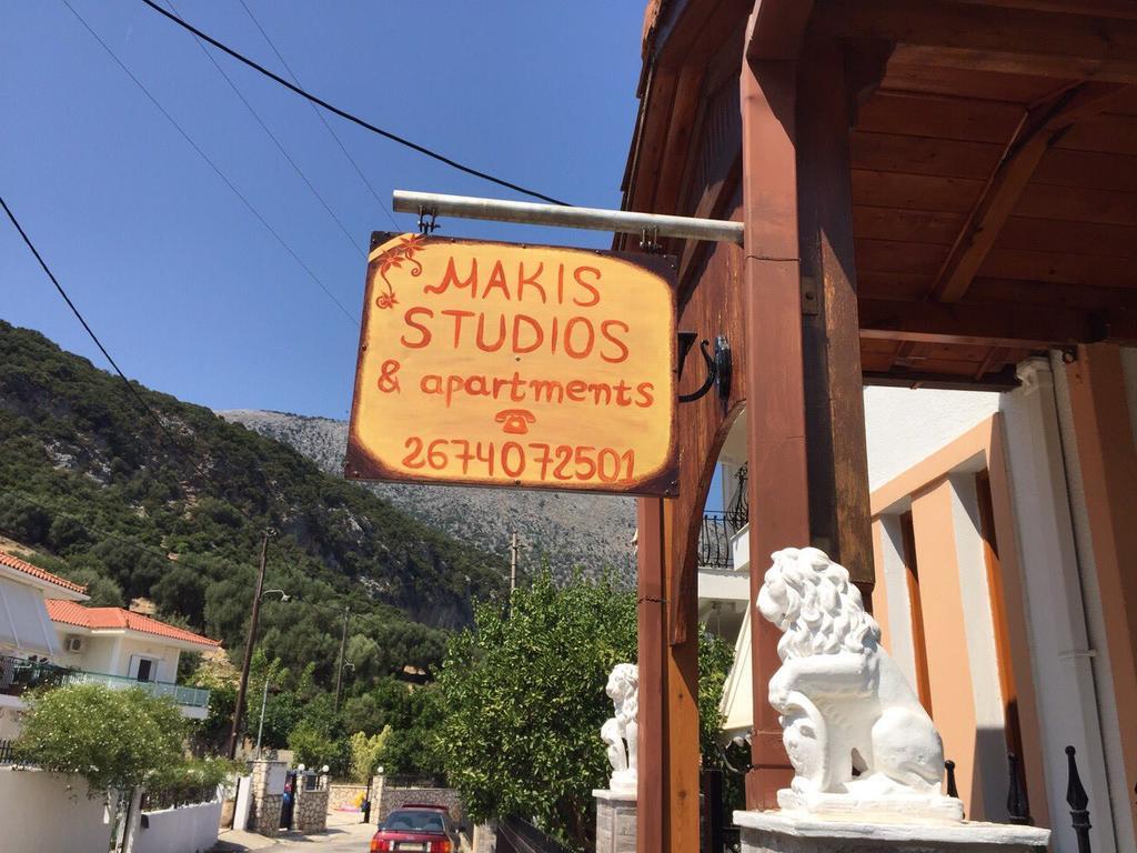 Makis Studios & Apartments Poros  Dış mekan fotoğraf