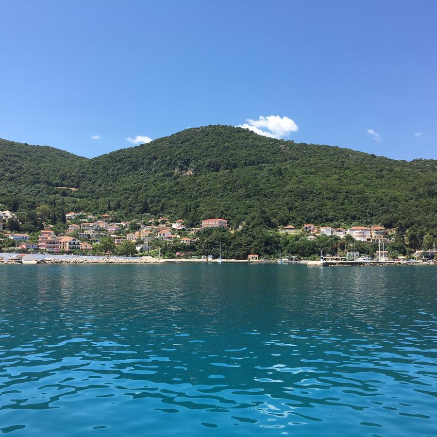 Makis Studios & Apartments Poros  Dış mekan fotoğraf