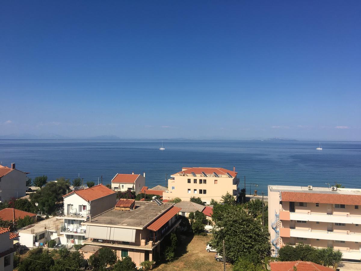Makis Studios & Apartments Poros  Dış mekan fotoğraf